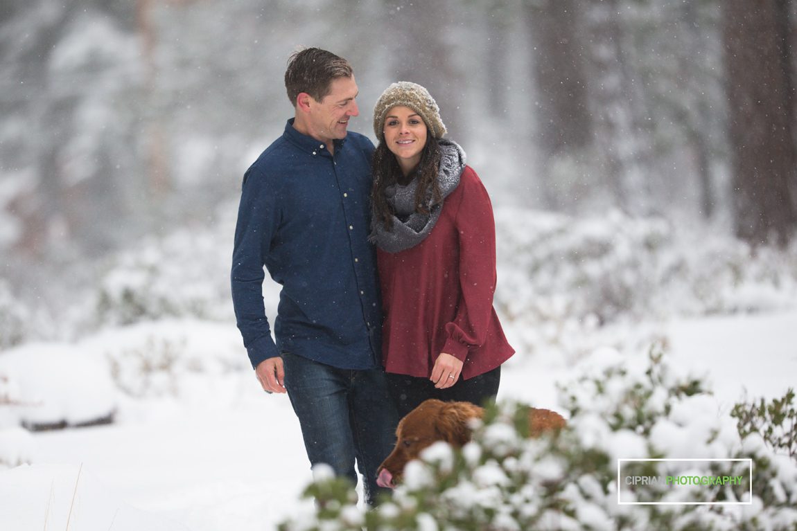 41-Tahoe-snow-engagement-photos
