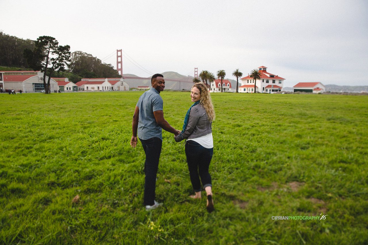 28-Golden-Gate-pictures-engagement