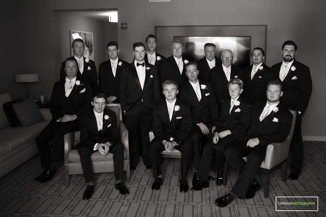 011-groom-and-groomsmen
